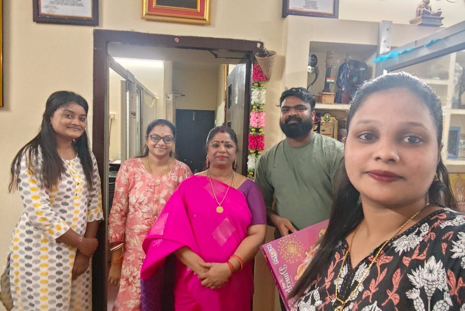 WhatsApp Image 2025-10-23 at 17.47.35 WhatsApp Image 2025-10-23 at 17.47.35