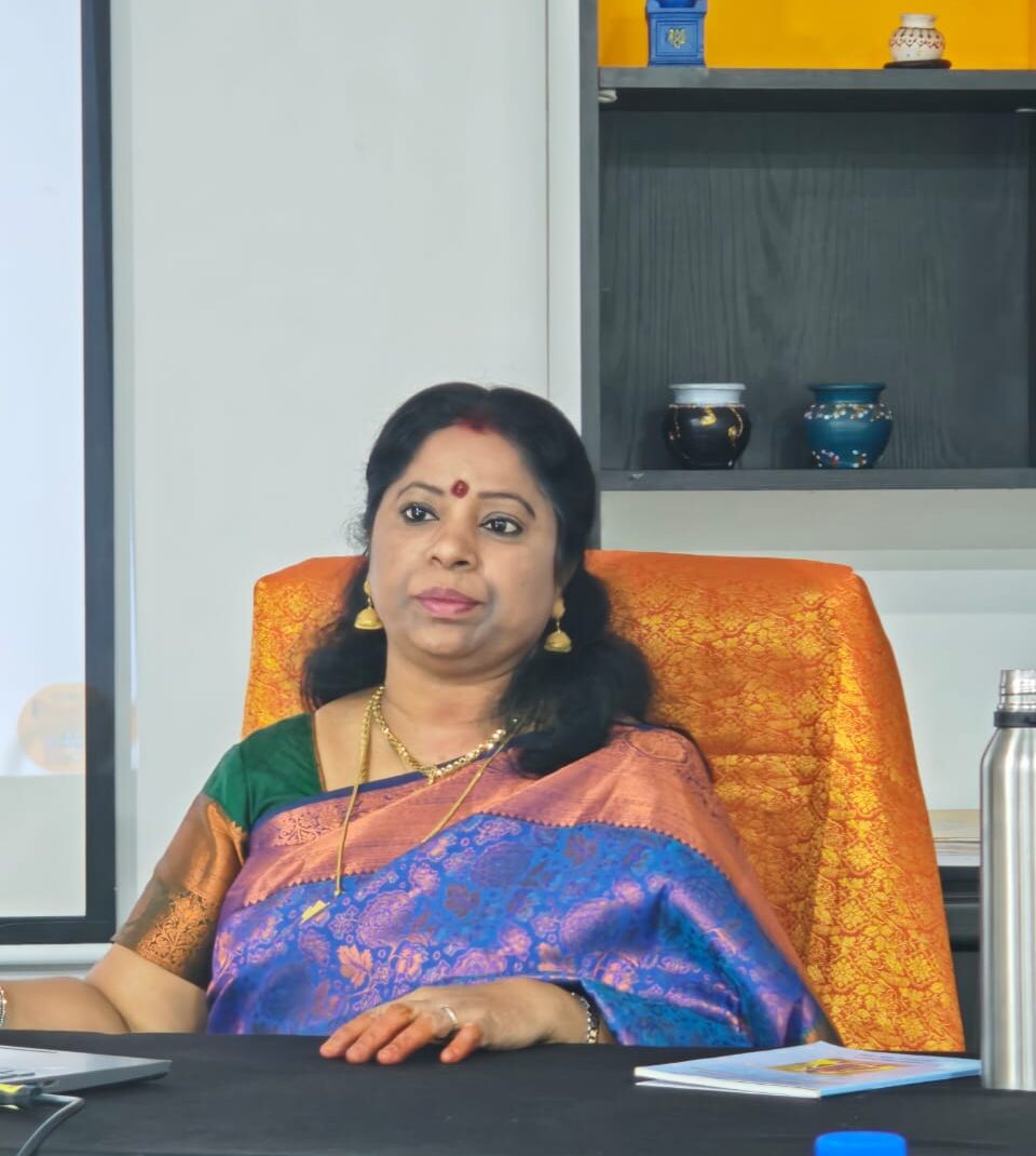 WhatsApp Image 2025-10-23 at 17.55.16 (1) WhatsApp Image 2025-10-23 at 17.55.16 (1)